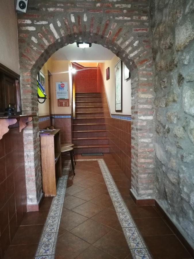 Hostal Hueso Trujillo Luaran gambar