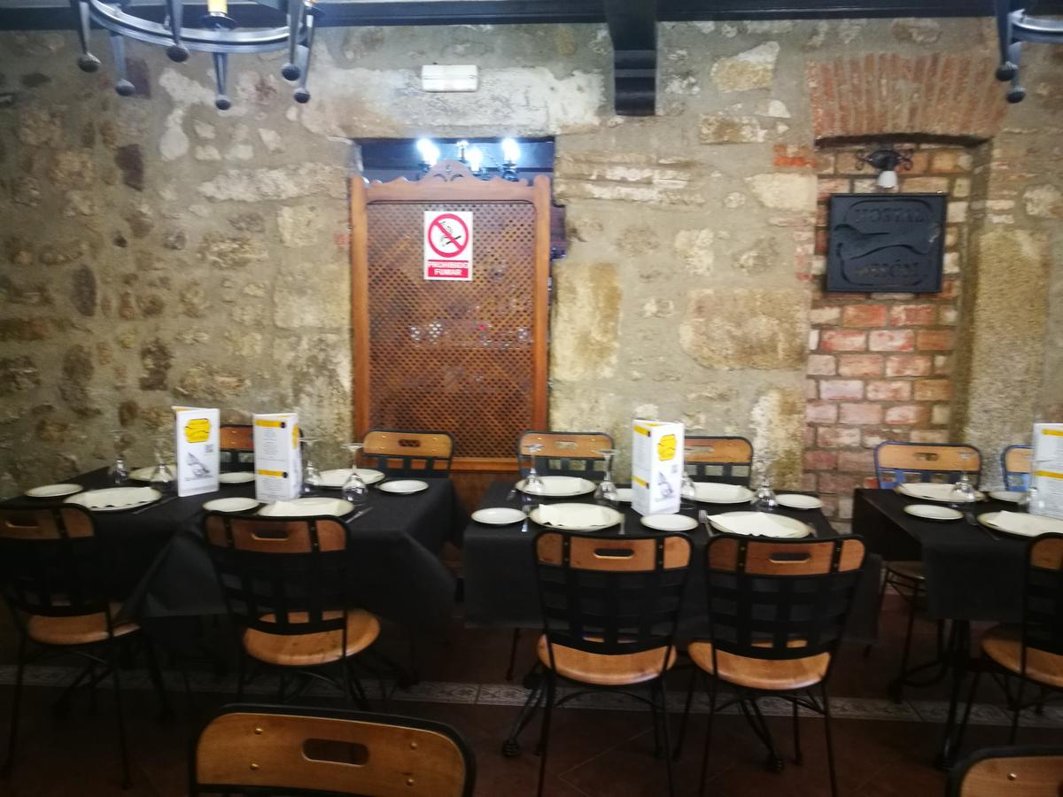 Hostal Hueso Trujillo Luaran gambar