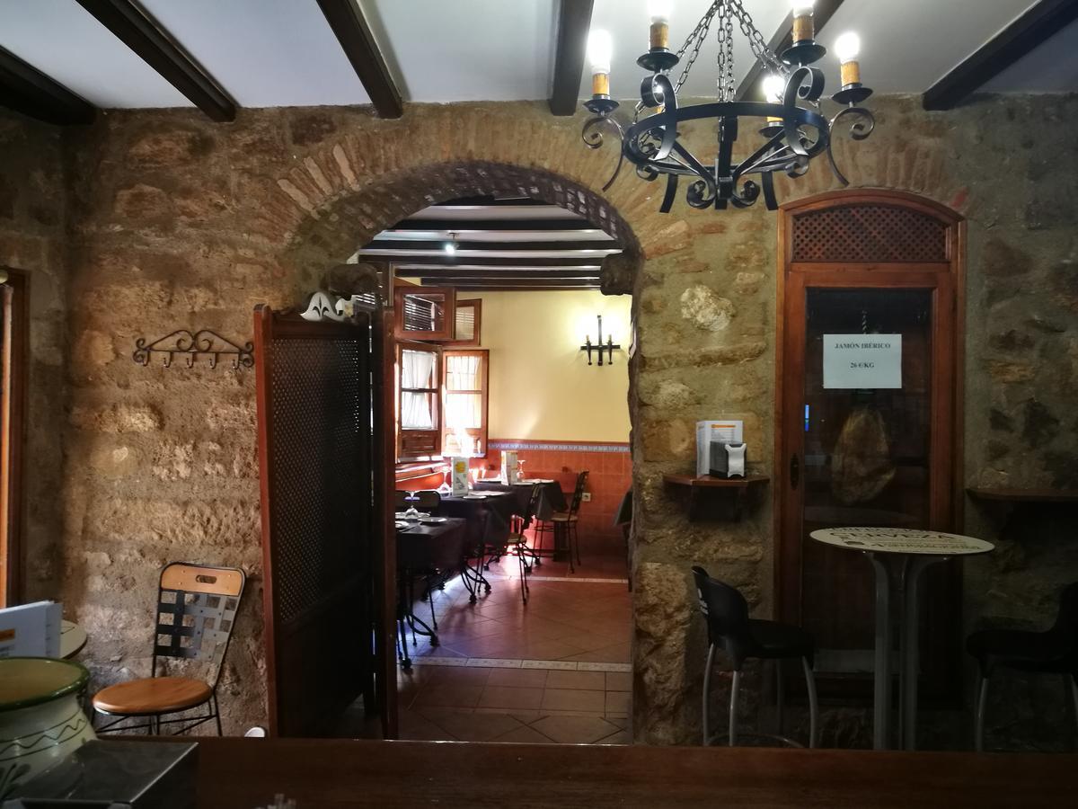 Hostal Hueso Trujillo Luaran gambar