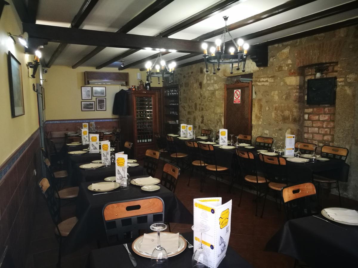 Hostal Hueso Trujillo Luaran gambar