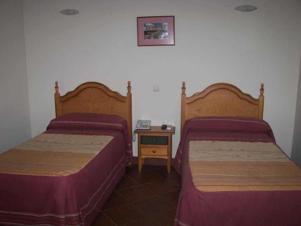 Hostal Hueso Trujillo Luaran gambar